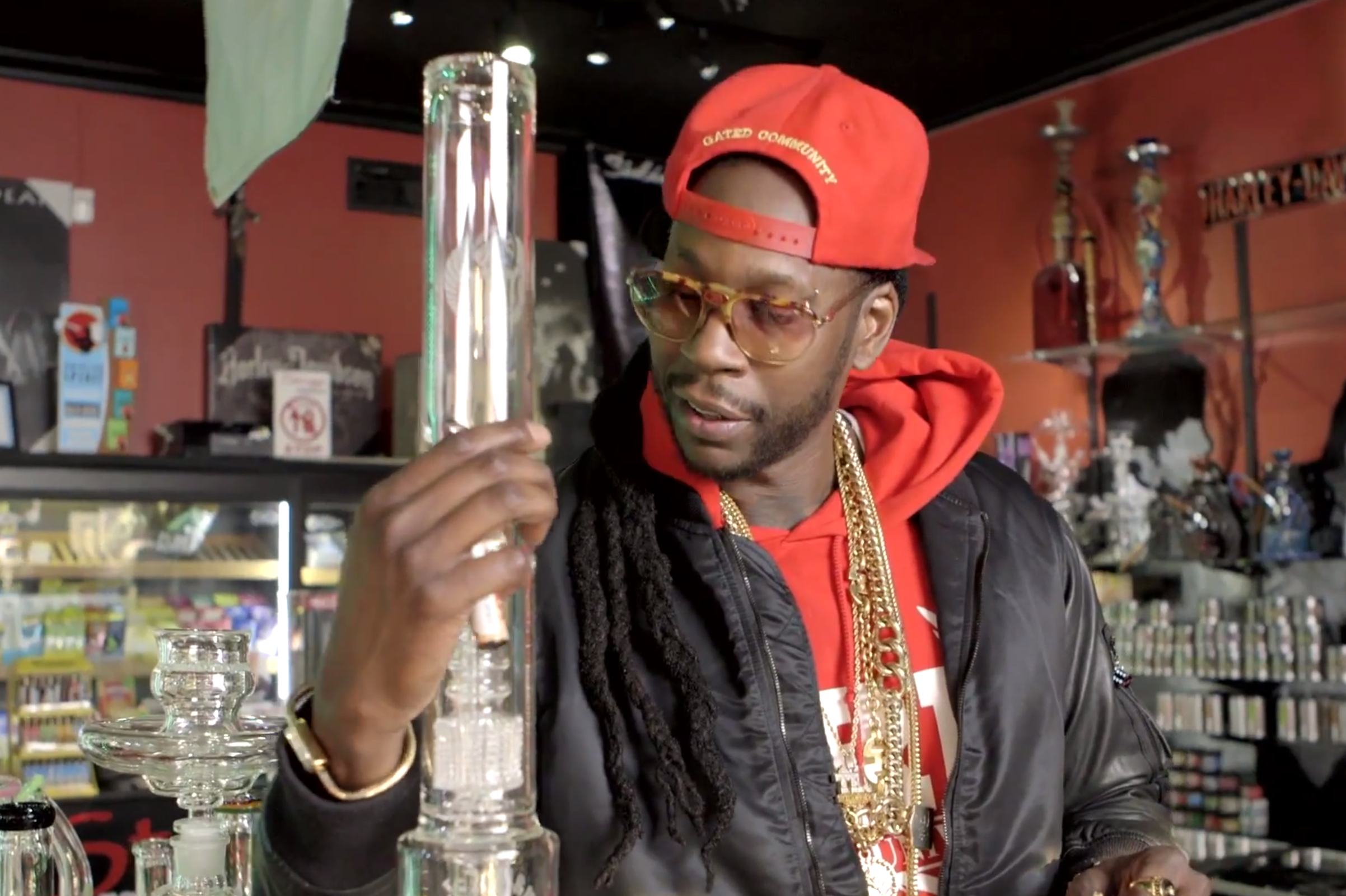 Happy 4/20, Here’s 2 Chainz Hitting a $10,000 Bong | SPIN2404 x 1600