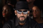 R. Kelly Gets Lil Wayne and Jeremih to 'Switch Up' With Him