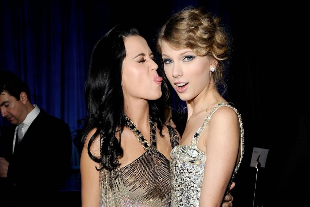 Katy Perry opens up on livestream about suicidal thoughts