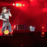Watch Axl Rose Sing 