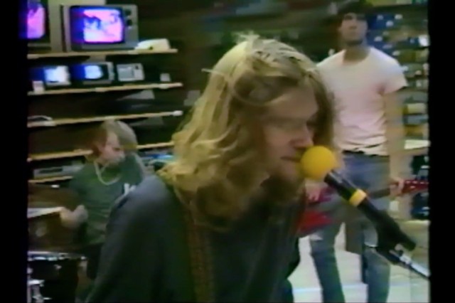 Nirvana Plays in Empty Electronics Shop in 1988