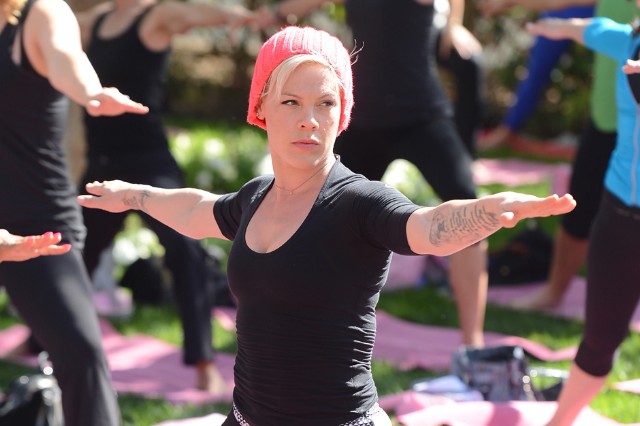 Pink Oscars Performance Live Academy Awards