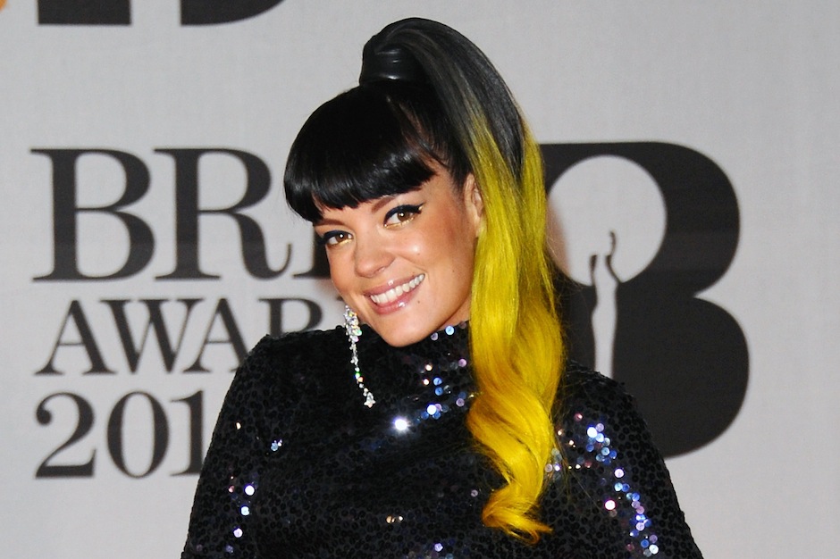 Lily Allen, hospital, projectile vomiting, food poisoning, 'Sheezus'