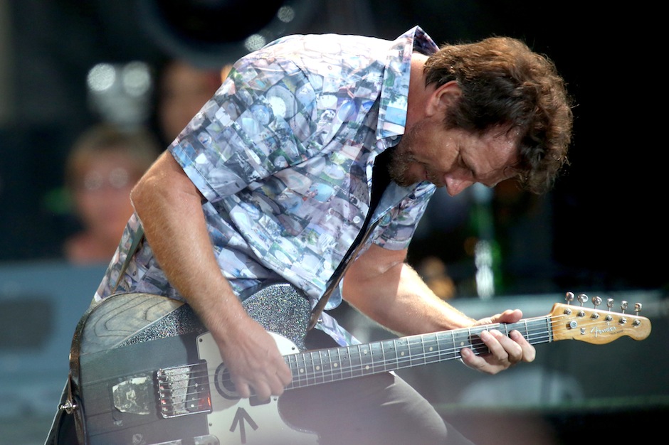 Eddie Vedder Pearl Jam John Lennon Imagine Cover Video