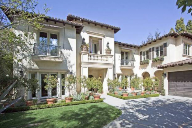 Beverly Hills Modern House Would You Rather Buy Lil Wayne s House or Britney Spears 