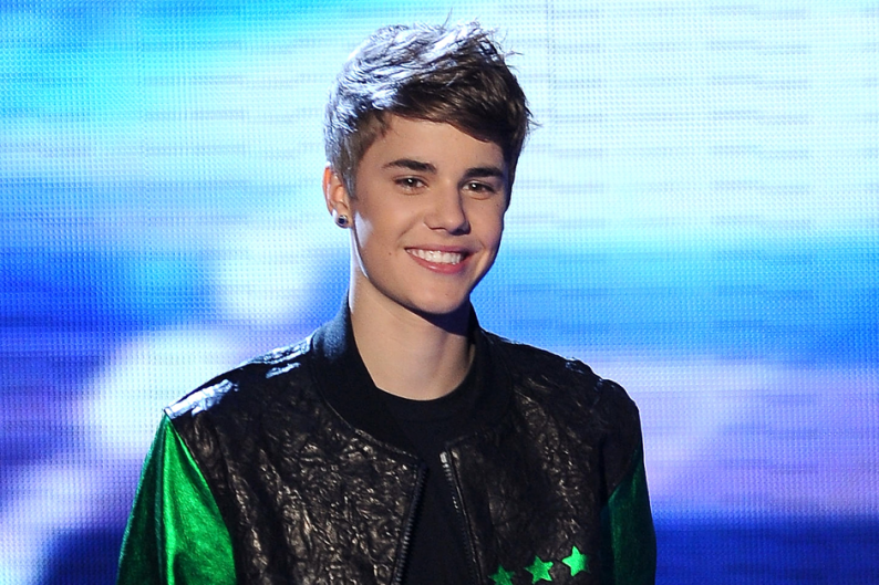 Justin Bieber / Photo by Ray Mickshaw/FOX via Getty