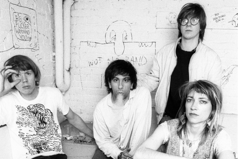 Sonic Youth in 1986 / Photo by Frans Schellekens/Redferns