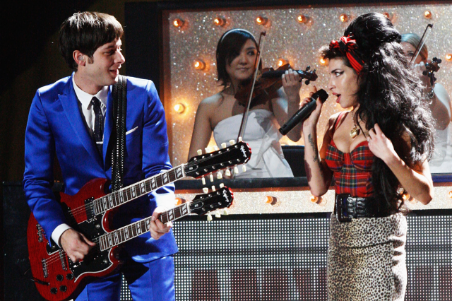 Amy Winehouse & Mark Ronson / Photo by Getty Images
