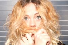 MNDR / Photo by Matt Salacuse