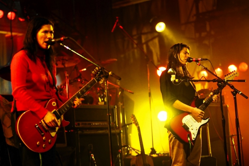 The Breeders in 1993 / Photo by Getty Images