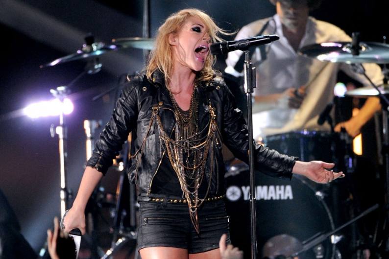 metric cover blondie at 'VH1 Divas' 2012