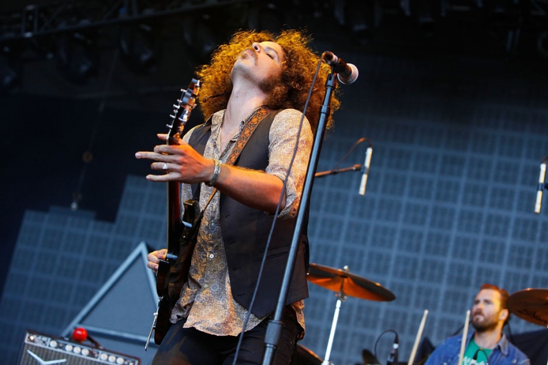 andrew stockdale, wolfmother