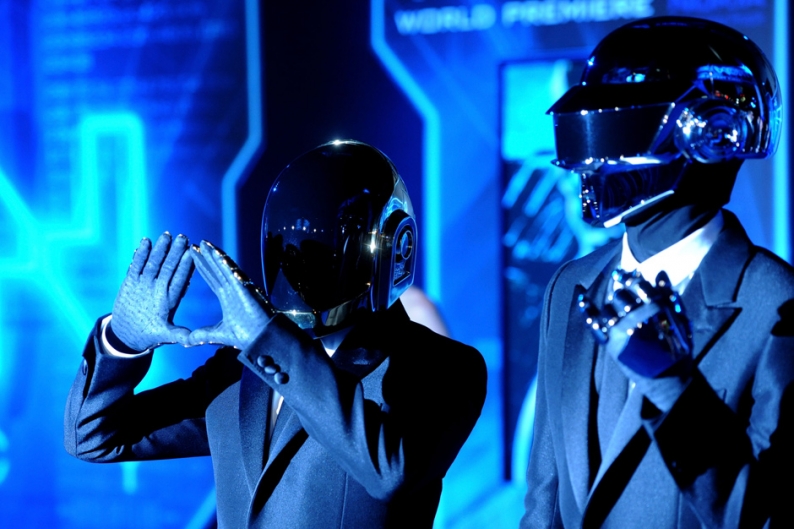 Daft Punk Leaks Fake SNL Remix Legit