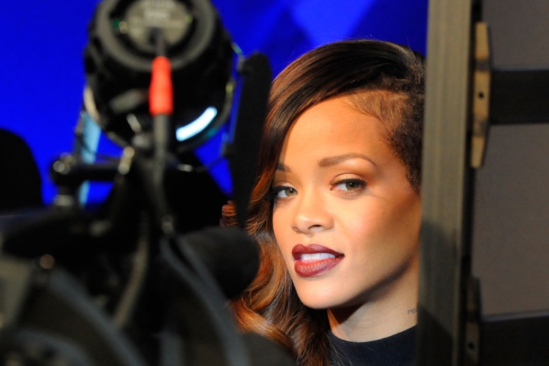 Rihanna Recruits Rick Ross, Jeezy, T.I. and Juicy J for 'Pour It Up' Remix