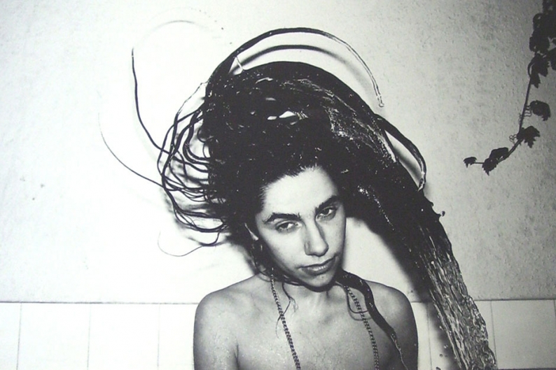 PJ Harvey on the cover of 'Rid of Me'