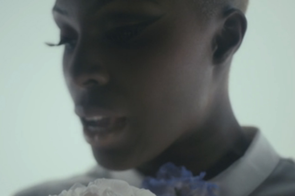 Laura Mvula 'She' Video Sing to the Moon