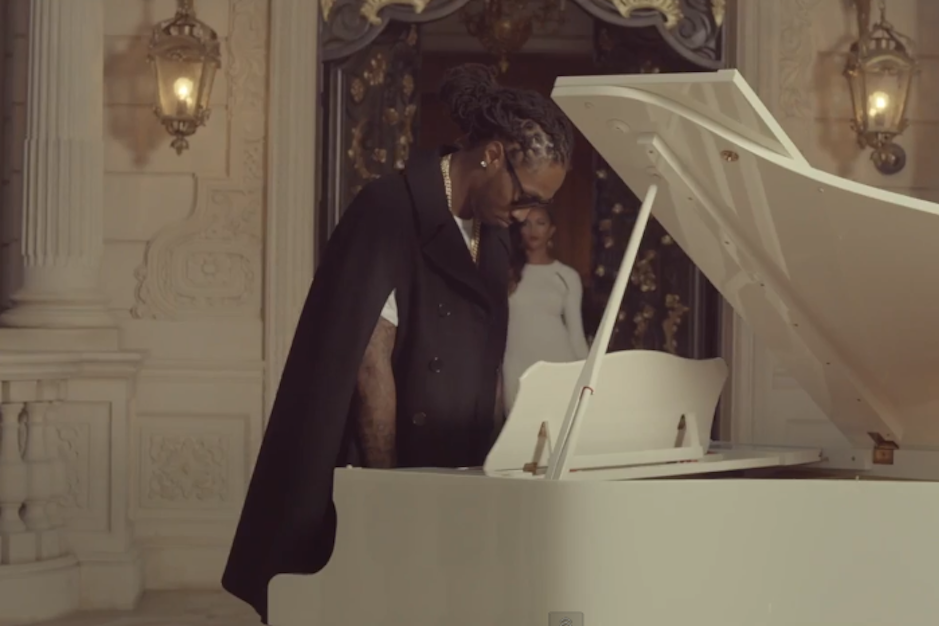 Future in his new video for "Honest"
