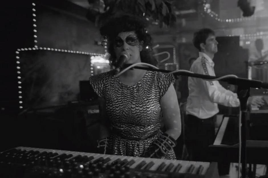 VIDEO] Arcade Fire: Afterlife