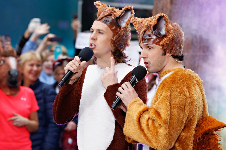 Ylvis, Halloween, costume, "The Fox (What Does the Fox Say)"
