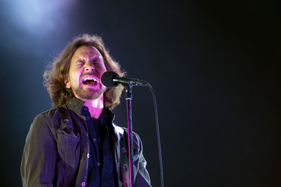 Pearl Jam Lightning Bolt Lorde Royals Billboard Chart