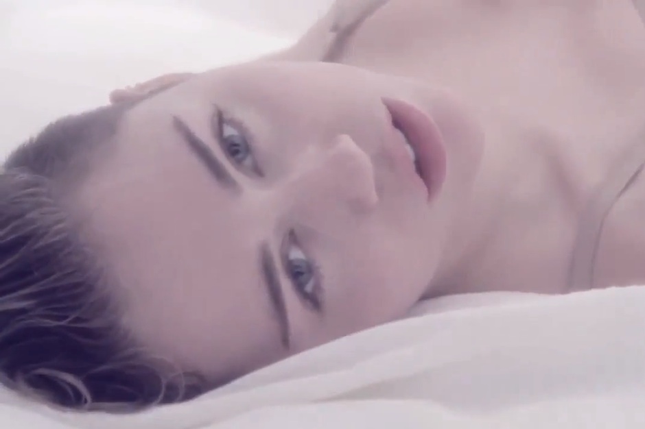 Miley Cyrus, "Adore You," video