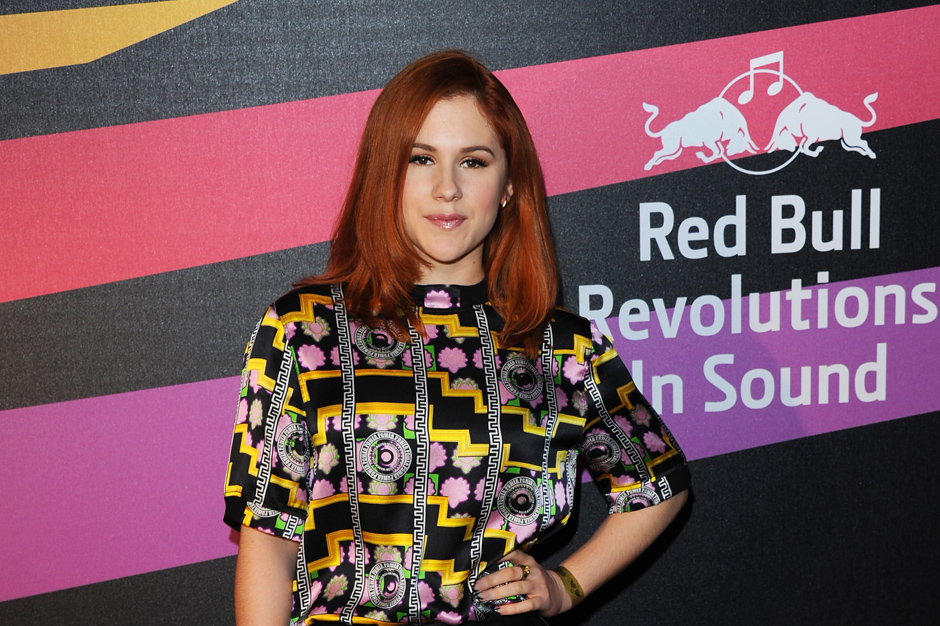 katy b, crying for no reason, video, little red