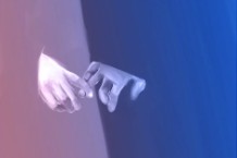 Yumi Zouma, Air France, "It Feels Good to Be Around You," cover