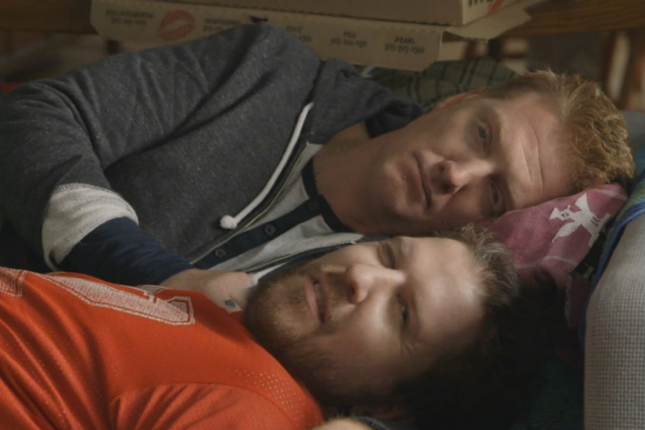 'Portlandia' Enlists Josh Homme as Carrie Brownstein's Sloppy Gay Brother