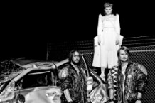 Röyksopp & Robyn Revel in Dance-Pop Excess on ‘Do It Again’