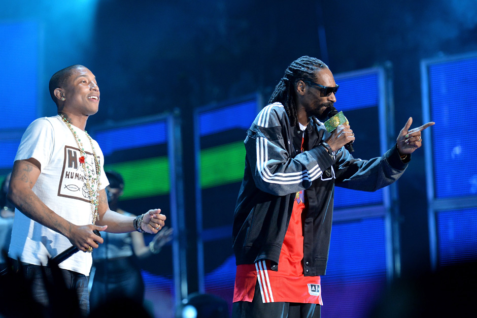 Snoop Dogg Professes His Love of Juicy Fruit on ‘Peaches N Cream’ SPIN