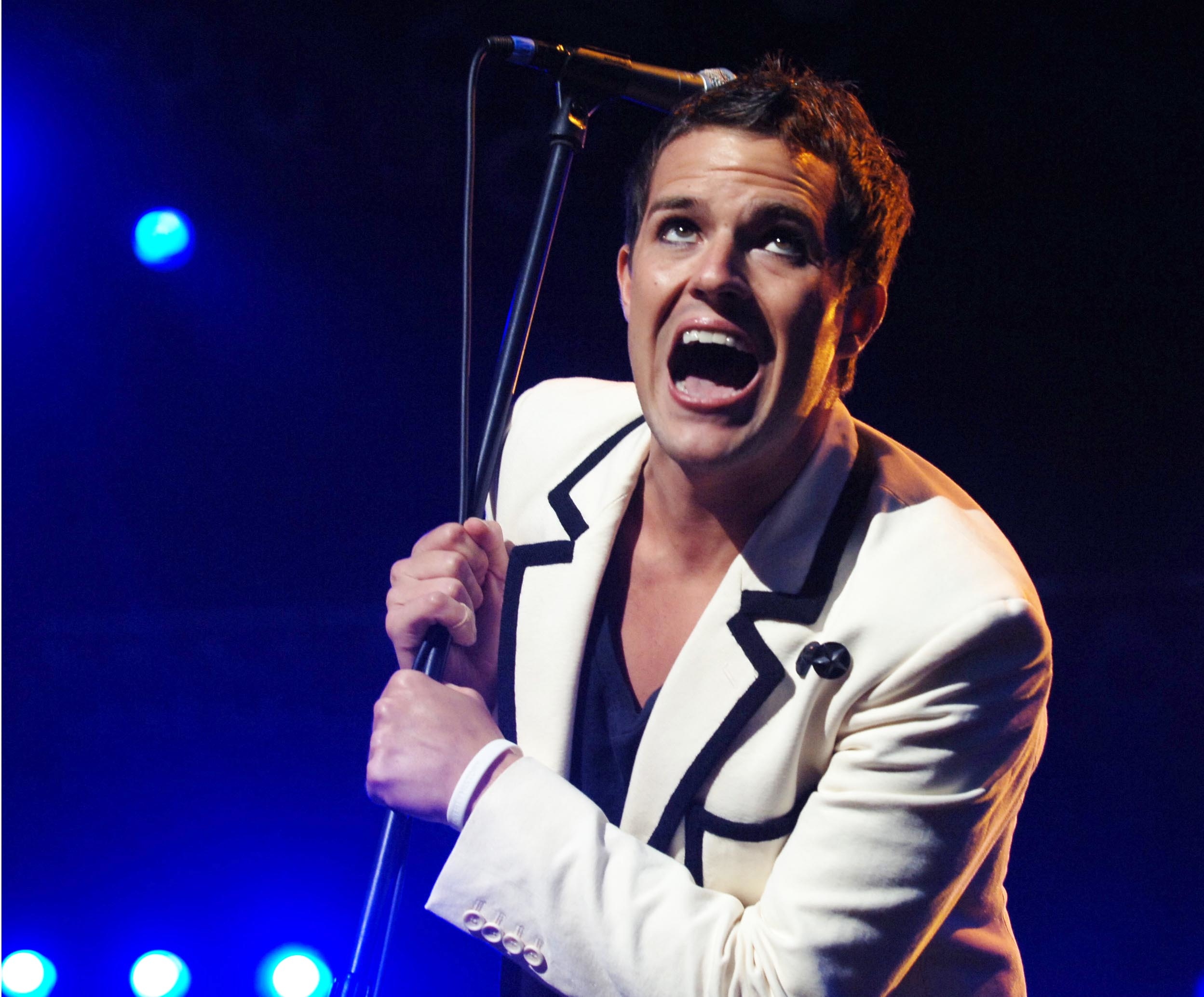 The Killers Announces Las Vegas Residency Performing Debut Album 'Hot Fuss