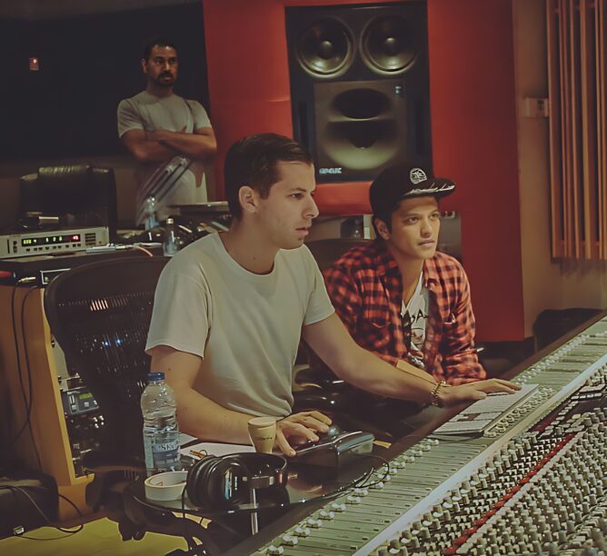 Mark Ronson, Uptown Special, bruno mars