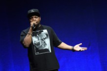 Ice Cube at a 2015 speaking engagement