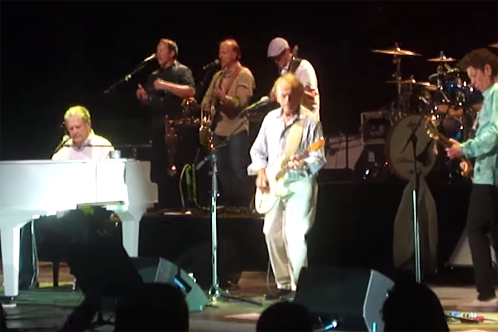 Bruce Springsteen Crashes Brian Wilson Concert Because America - SPIN