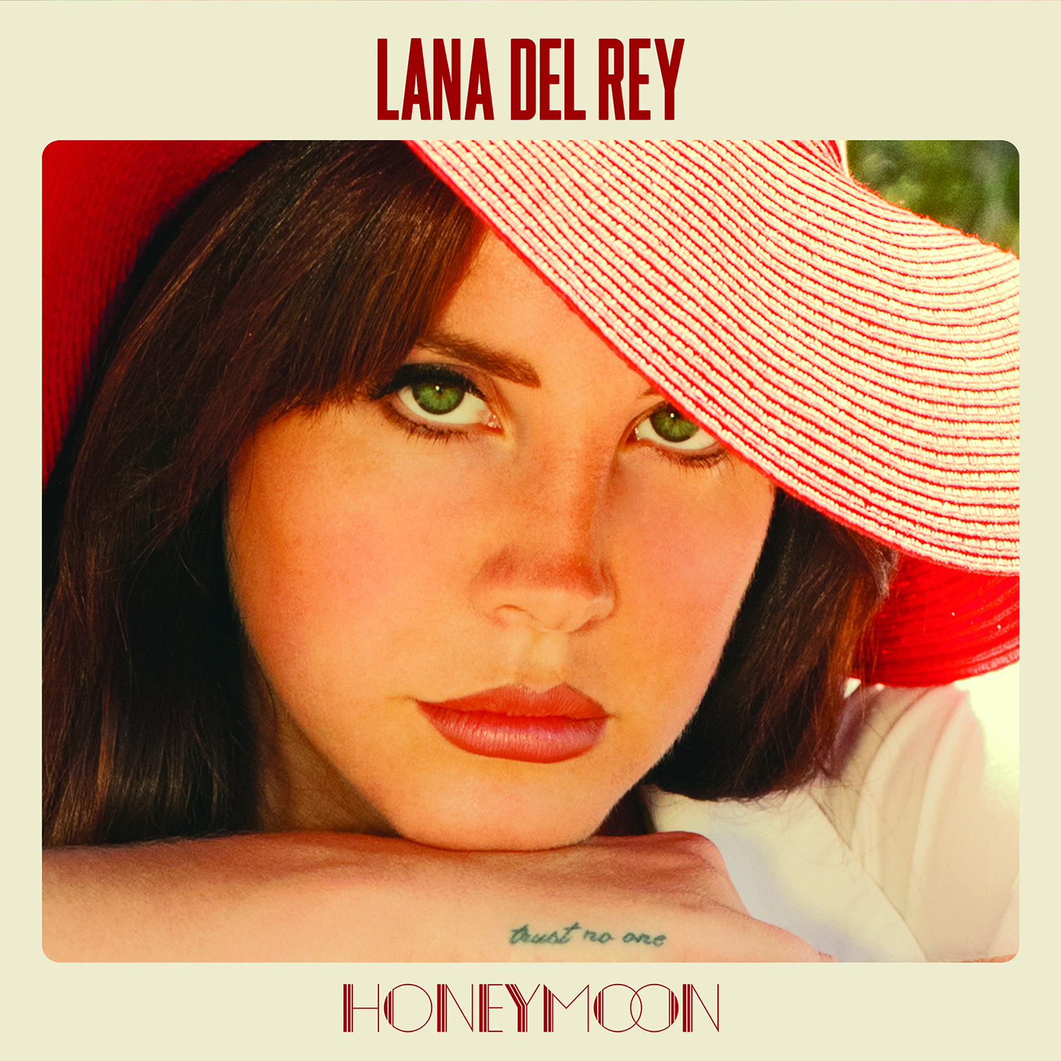 Hear Lana Del Rey's Swirling, Brand New Single 'Honeymoon'