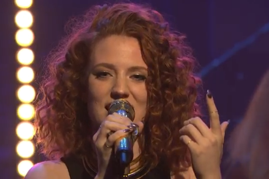 Jess Glynne Shares Intimate Video for 'Take Me Home'