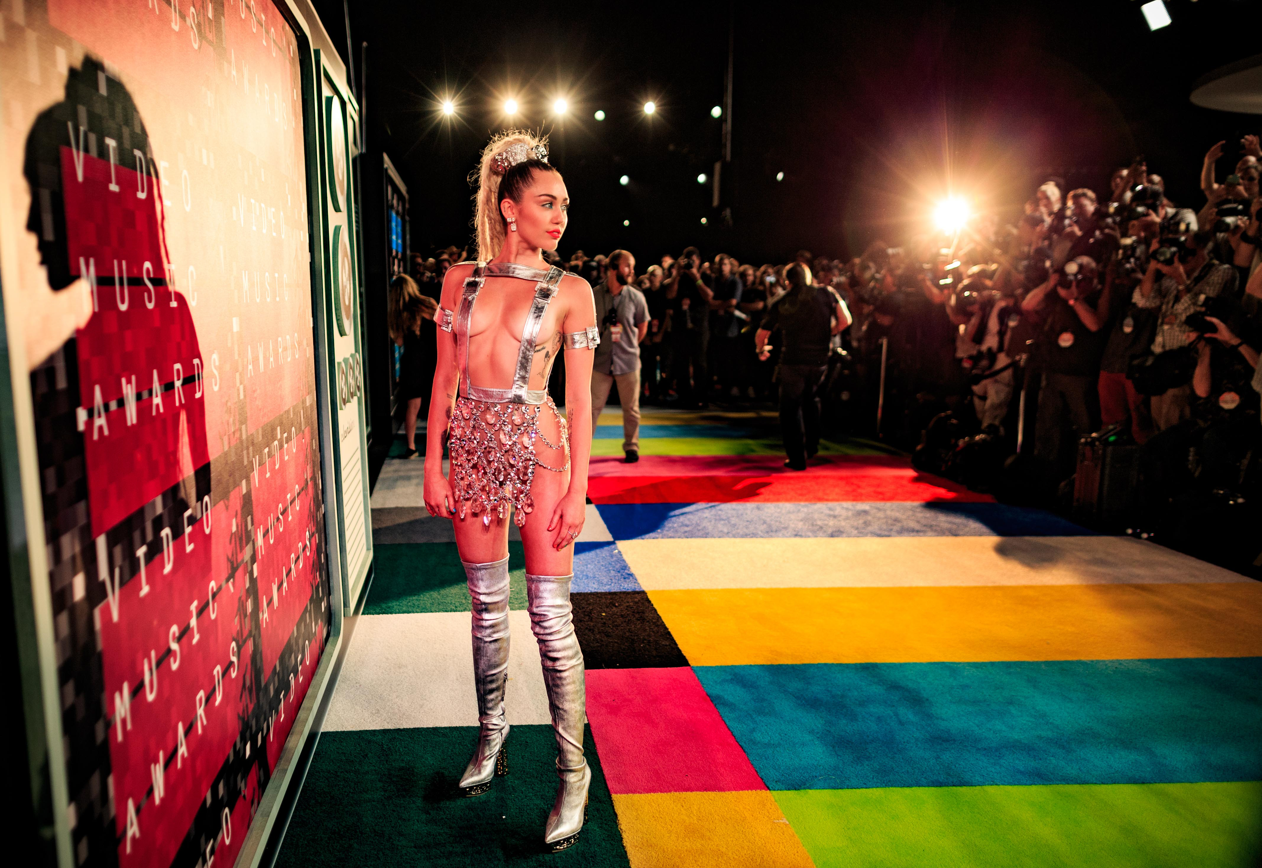 Miley Cyrus at the 2015 MTV Video Music Awards - Red Carpet