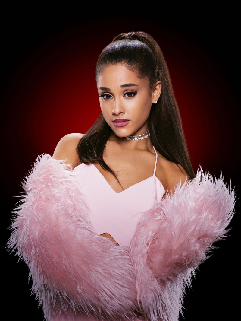 Watch 'Scream Queens' Kill Off Ariana Grande in the First Episode - SPIN