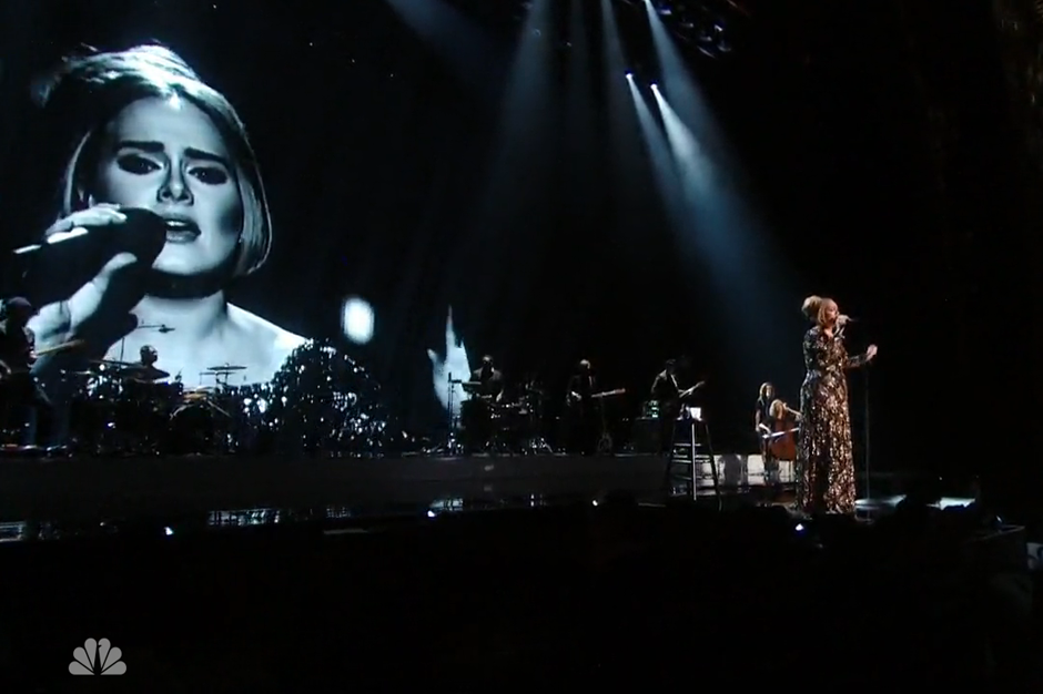 Fange sidde sammentrækning Stream Adele's Entire 'Live in New York City' NBC Concert - SPIN