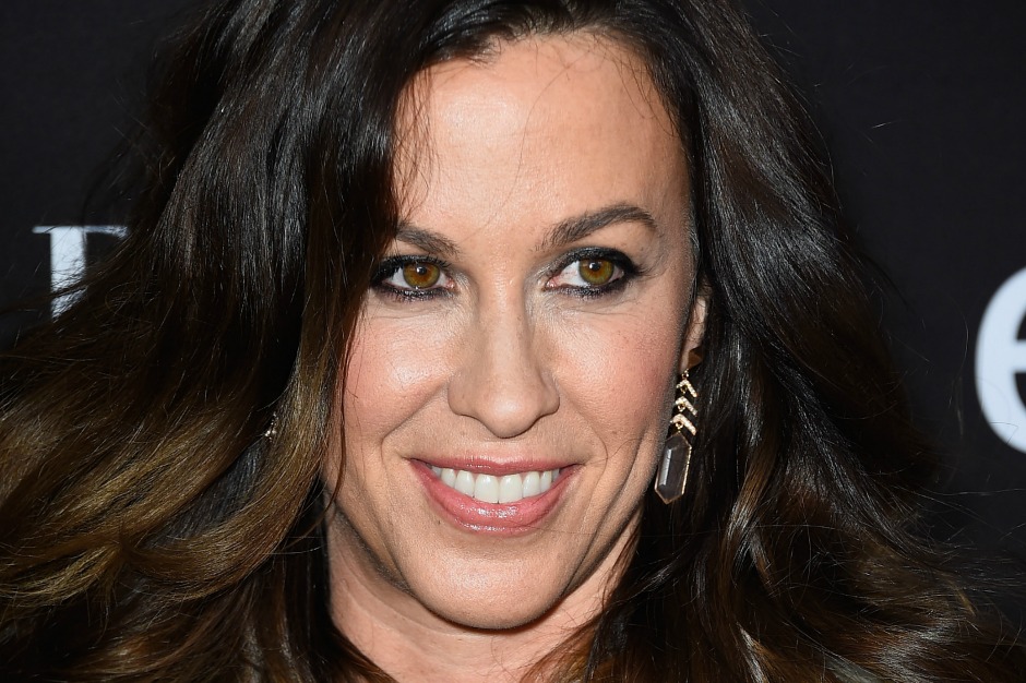 Foo Fighters, Alanis Morissette Cover Sinead O'Connor In Japan