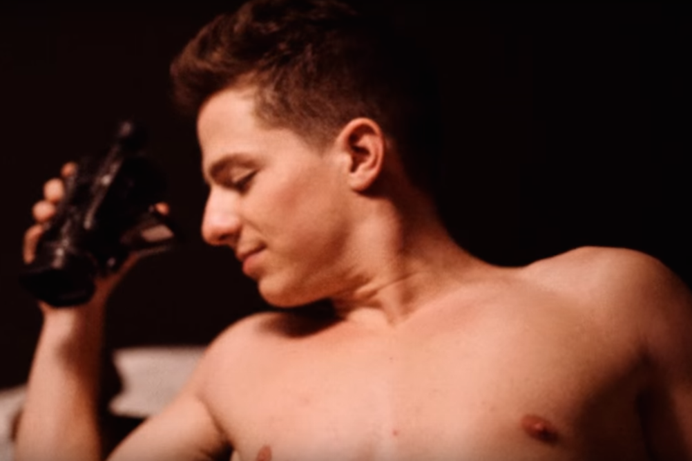 Charlie Puth's <i>Voicenotes</i> Is a Catchy, Nonsensical Ode to L.A. Ennui