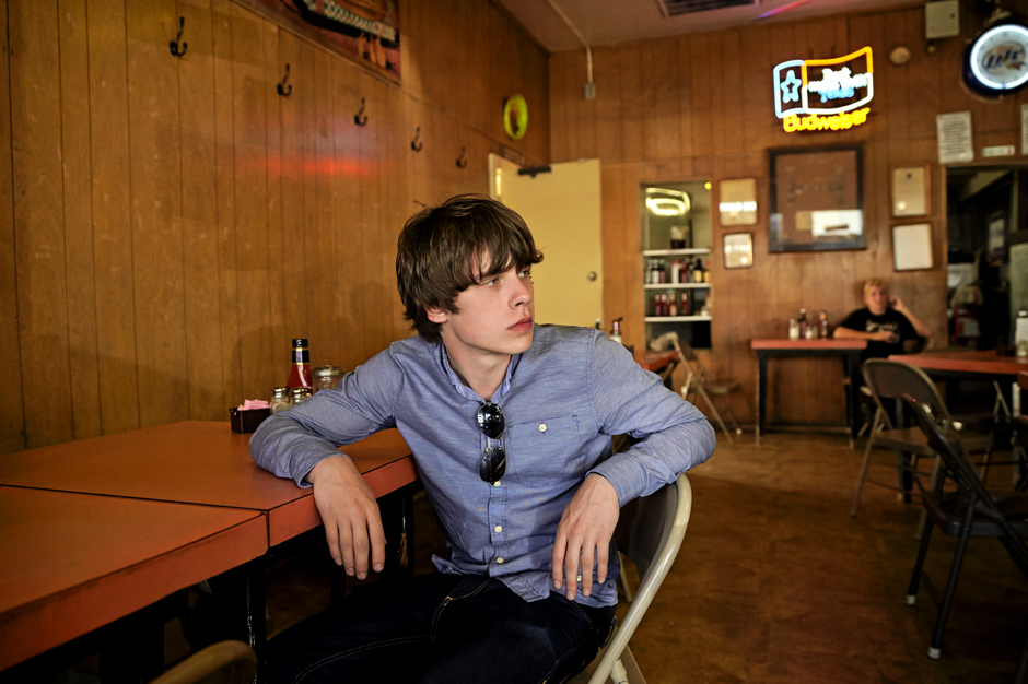 Stream Jake Bugg's 'There's a Beast and We All Feed It' From His New 'Shangri La'