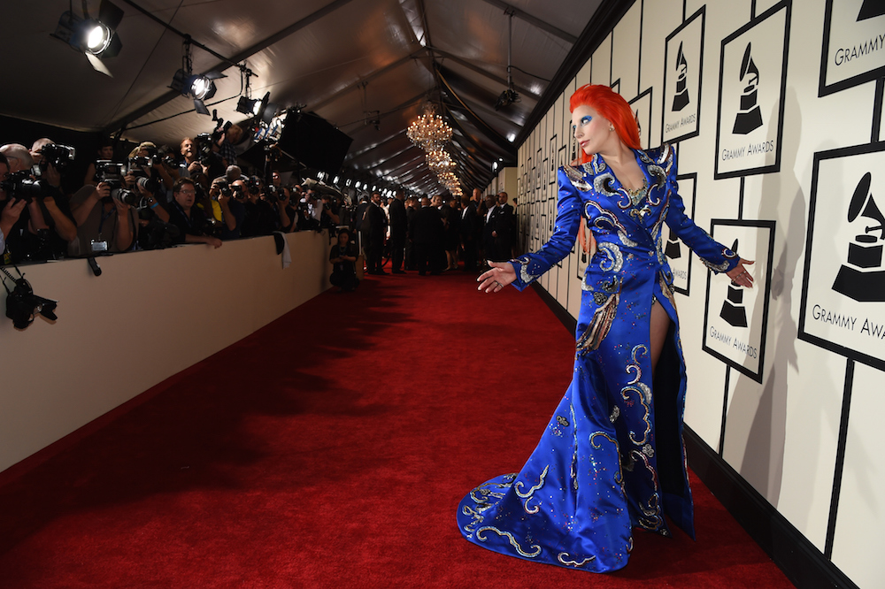 Gaga Sprinkles Her David Bowie Grammys Tribute Outfit With Ziggy Stardust