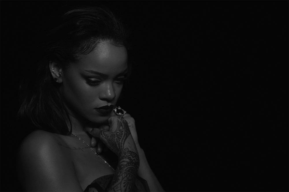 Watch Rihanna's Shadowy 'Kiss It Better' Video - SPIN