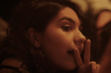 alessia-cara-wild-things-video-watch