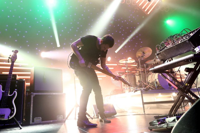 Kat McPhee Celebrates Samsung Galaxy S III With M83 Performance In New York