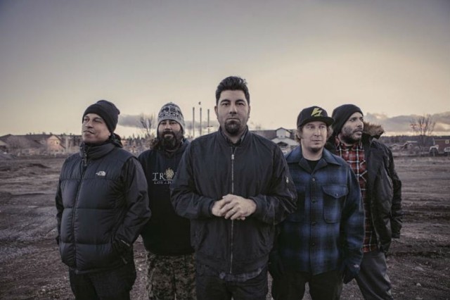  Deftones  -  4