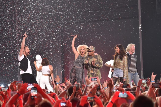 Little Big Town at 2016 CMT Music Awards - Show