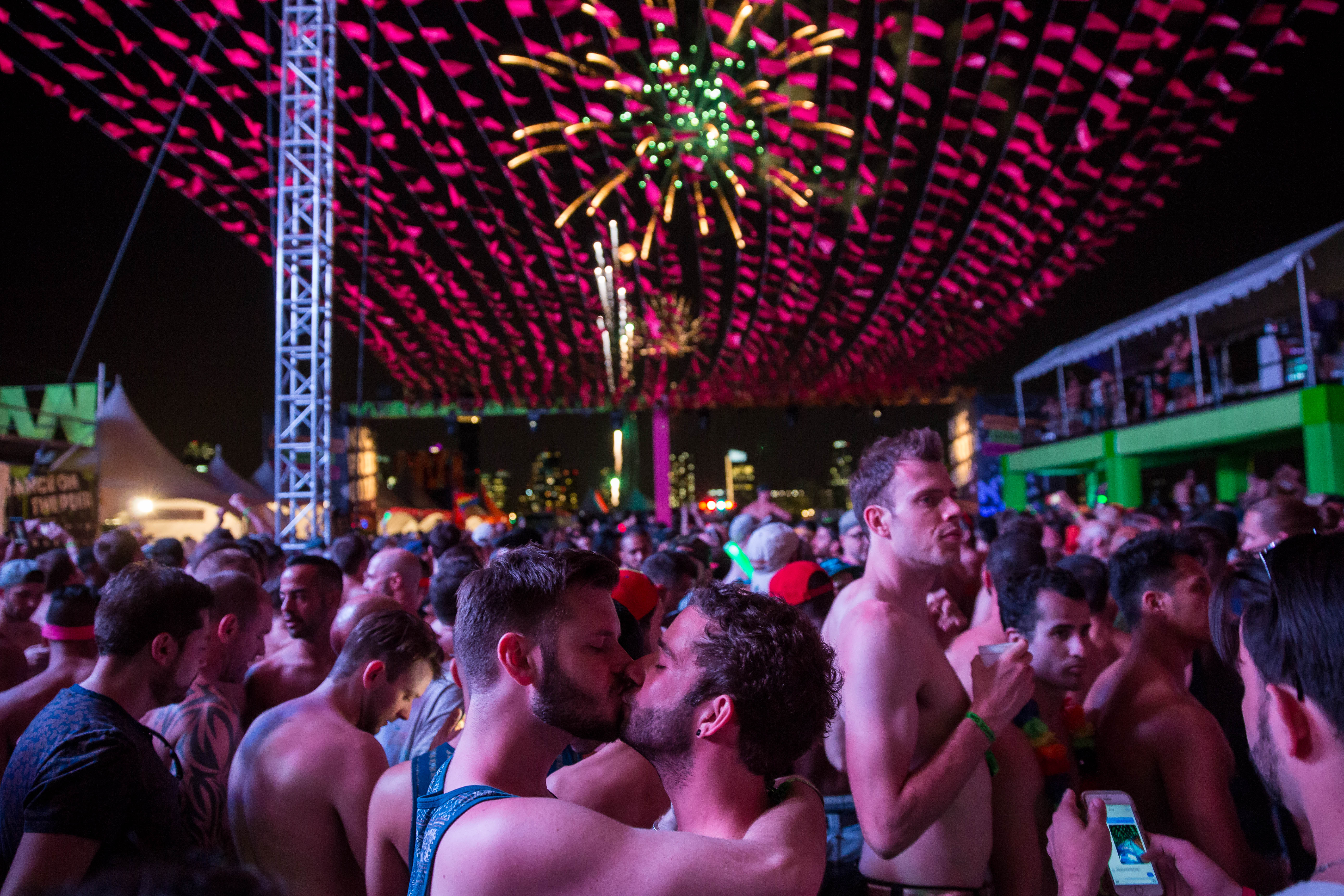 Here's What You Missed at NYC Pride's Dance On The Pier