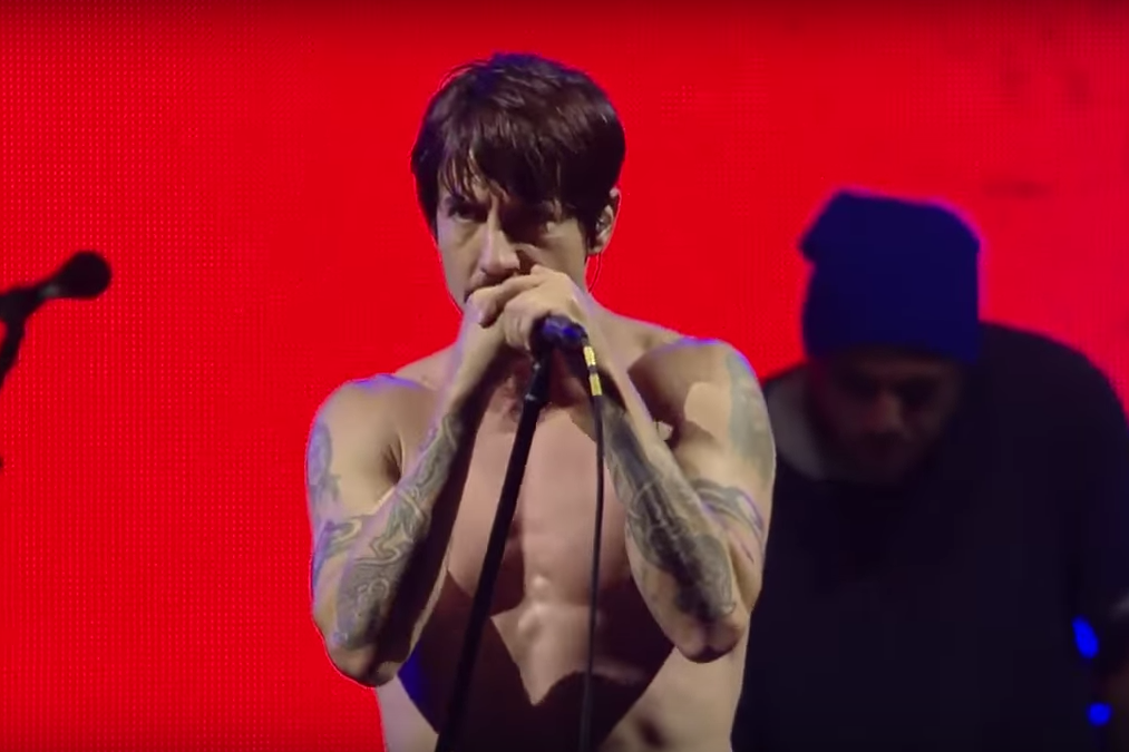 Watch Red Hot Chili Peppers' Full Lollapalooza Set SPIN